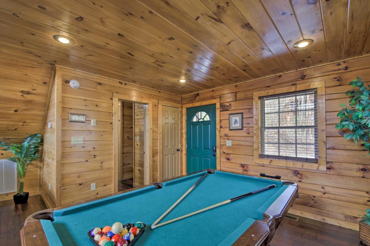 Gatlinburg Cabin With Pool Table And Hot Tub! 外观 照片