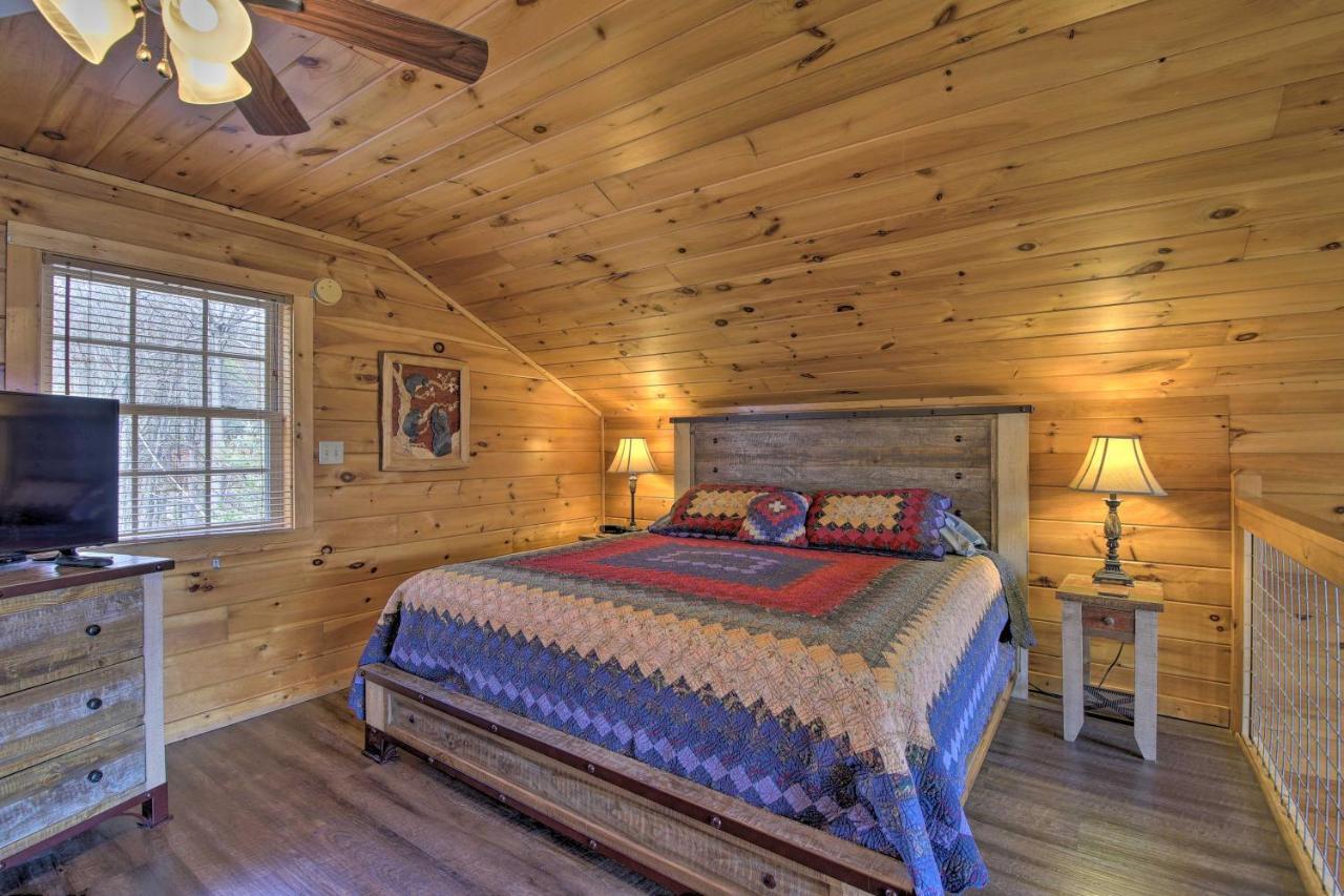Gatlinburg Cabin With Pool Table And Hot Tub! 外观 照片