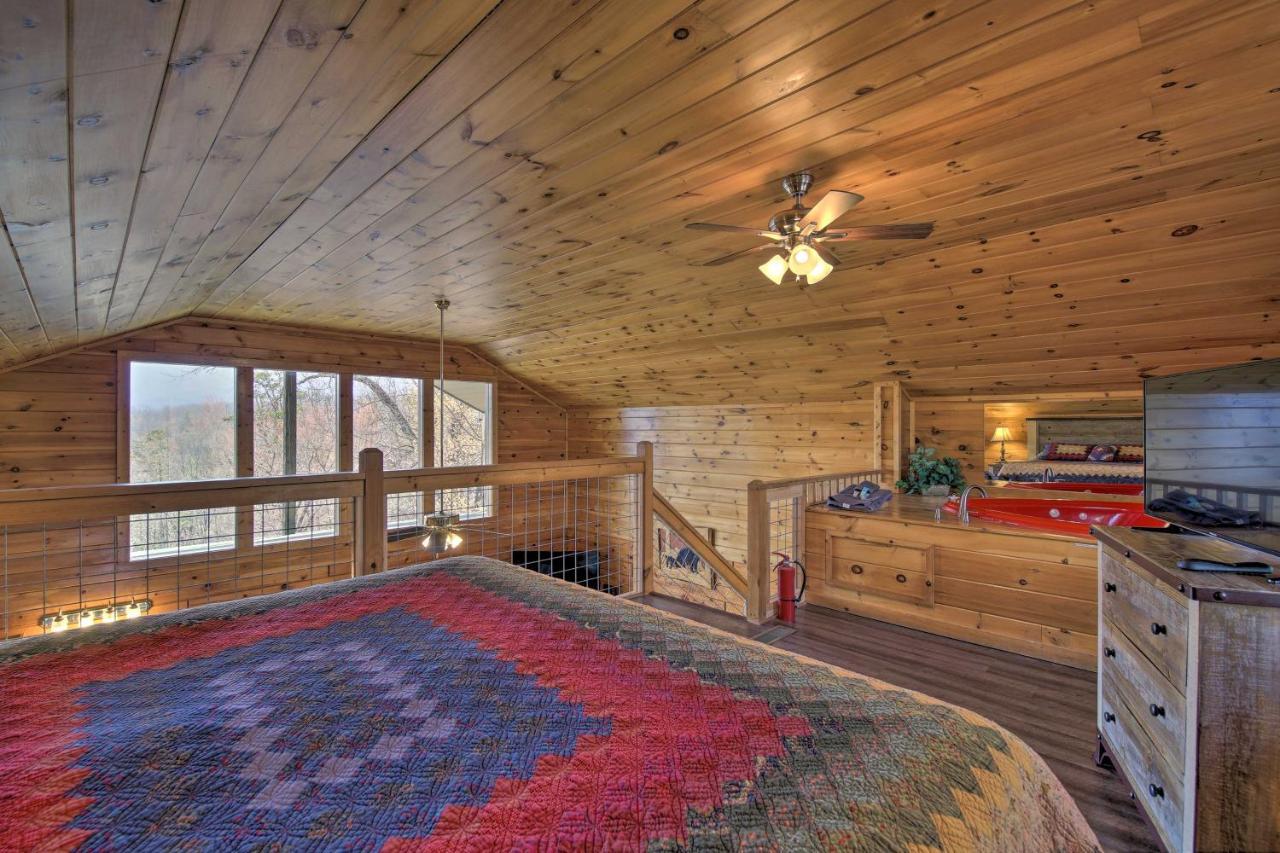 Gatlinburg Cabin With Pool Table And Hot Tub! 外观 照片